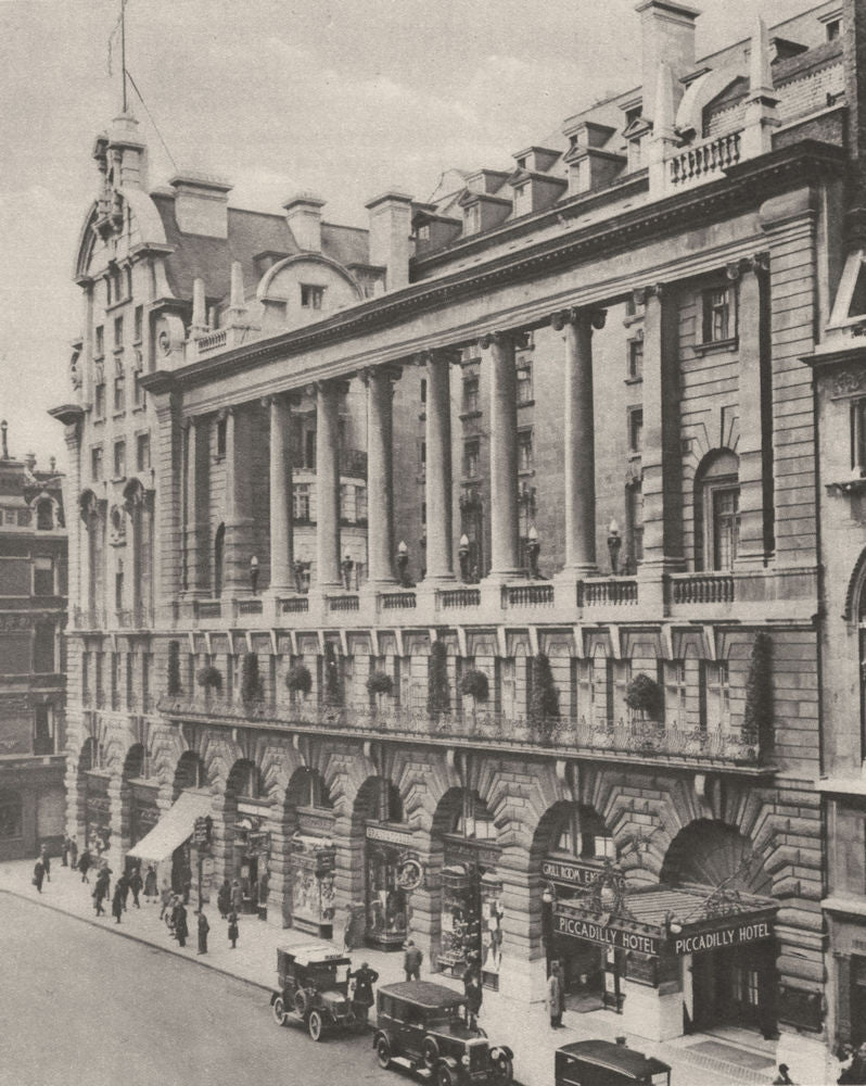 LONDON. South front of the Piccadilly hotel, Erected in 1908. Meridien 1926